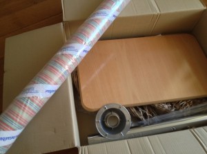 Tafel en bekleding van de bank